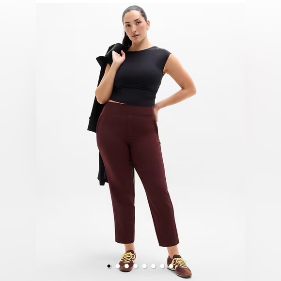 Athleta Pants - Athleta Endless High Rise Pant Size 6 Style 533636 Maroon Red tapered Stretch